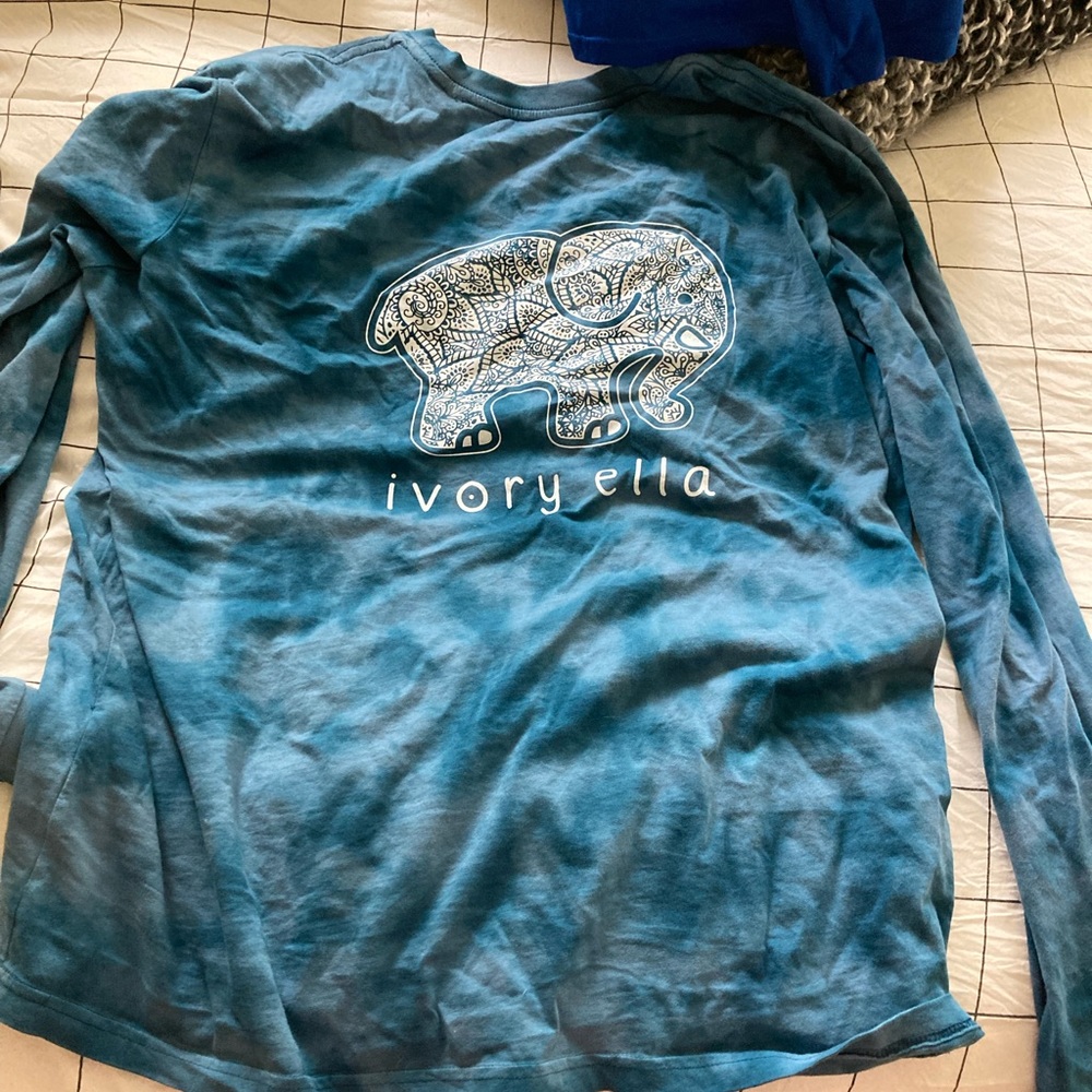 Ivory Ella Navy blue tie die long-sleeve shirt